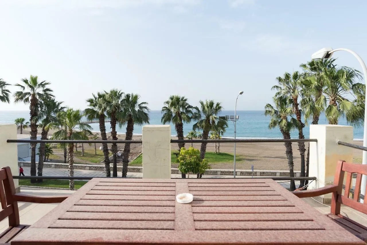 Loft Con Gran Terraza En Primera Linea De Playa Malaga Apartment